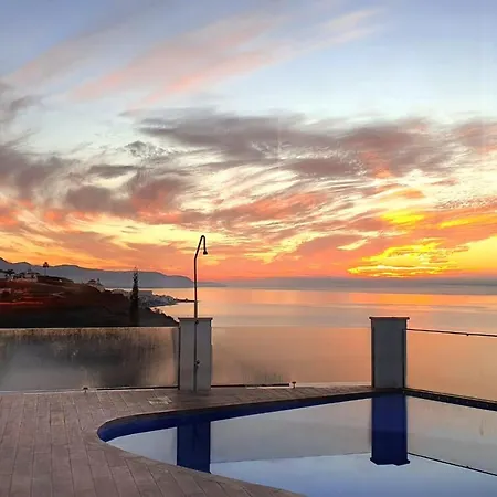 Villa Jaz *