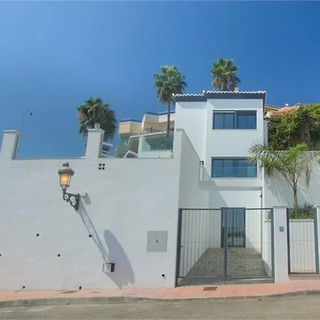 Villa Jaz *