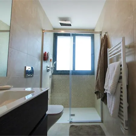 Villa Jaz *